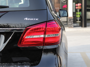 2018GLS 320 4MATIC β