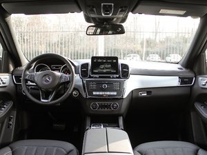 2018GLS 320 4MATIC ȫ