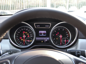 2018GLS 320 4MATIC x