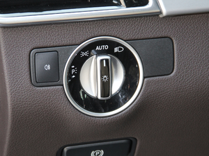 2018GLS 320 4MATIC п؅^