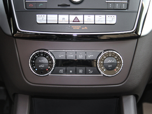 2018GLS 320 4MATIC {{