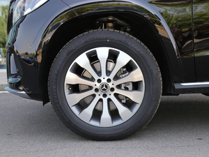 2018Ŀ GLS 400 4MATIC Ӹ ݆Ȧ