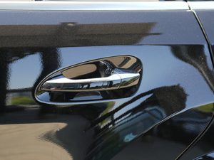 2018Ŀ GLS 400 4MATIC Ӹ ^