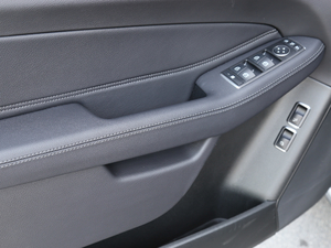 2018Ŀ GLS 400 4MATIC Ӹ g