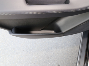 2018Ŀ GLS 400 4MATIC Ӹ g