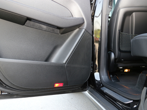 2018Ŀ GLS 400 4MATIC Ӹ g