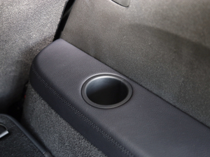 2018Ŀ GLS 400 4MATIC Ӹ g