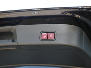 2018Ŀ GLS 400 4MATIC Ӹ g