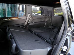 2018Ŀ GLS 400 4MATIC Ӹ g