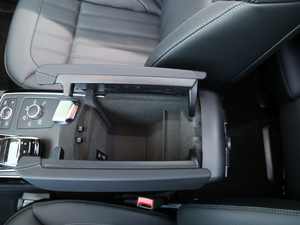 2018Ŀ GLS 400 4MATIC Ӹ g