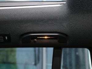 2018Ŀ GLS 400 4MATIC Ӹ g