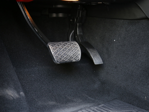 2018Ŀ GLS 400 4MATIC Ӹ п؅^(q)