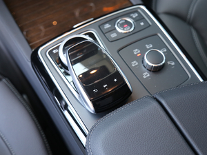 2018Ŀ GLS 400 4MATIC Ӹ п؅^(q)