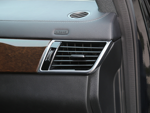 2018Ŀ GLS 400 4MATIC Ӹ п؅^(q)