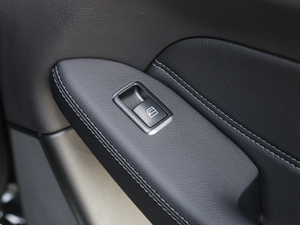 2018Ŀ GLS 400 4MATIC Ӹ п؅^(q)