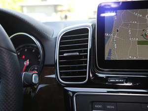 2018Ŀ GLS 400 4MATIC Ӹ {L