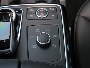 2018Ŀ GLS 400 4MATIC Ӹ п؅^