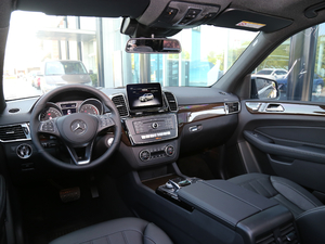 2018Ŀ GLS 400 4MATIC Ӹ п؅^