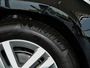 2018Ŀ GLS 320 4MATIC ݆̥Ʒ