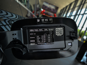 2018Ŀ GLS 320 4MATIC ^