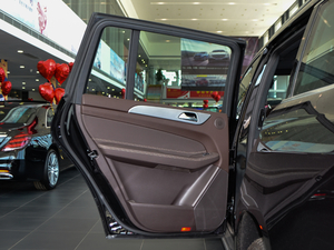 2018Ŀ GLS 320 4MATIC ܇T