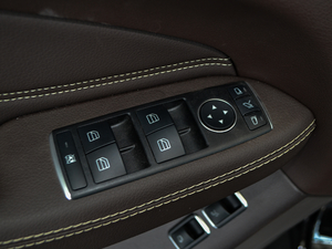 2018Ŀ GLS 320 4MATIC {܇ƅ^(q)	