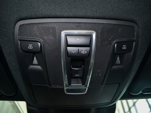 2018Ŀ GLS 320 4MATIC п؅^(q)