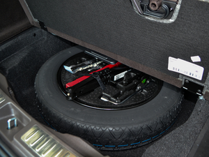 2018Ŀ GLS 320 4MATIC ̥