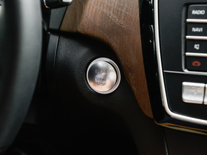 2018Ŀ GLS 500 4MATIC п؅^