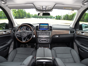 2018Ŀ GLS 500 4MATIC (ni)ȫ