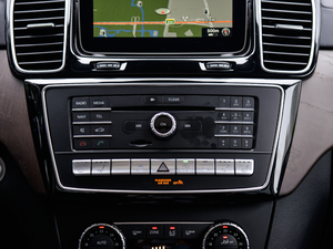 2018Ŀ GLS 500 4MATIC {(dio)(ji)