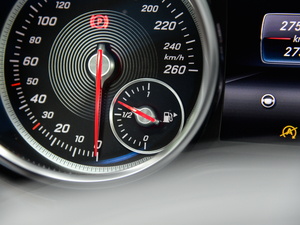 2018Ŀ GLS 500 4MATIC п؅^