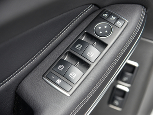 2018Ŀ GLS 500 4MATIC п؅^