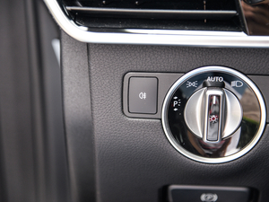 2018Ŀ GLS 500 4MATIC п؅^