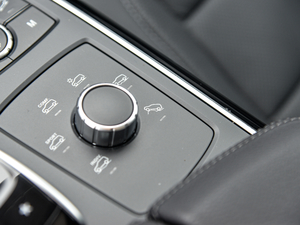 2018Ŀ GLS 500 4MATIC п؅^