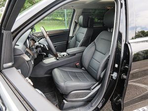 2018Ŀ GLS 500 4MATIC {