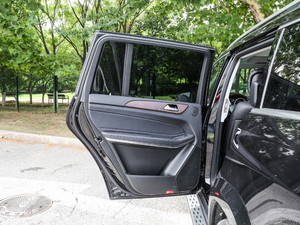 2018Ŀ GLS 500 4MATIC ܇T