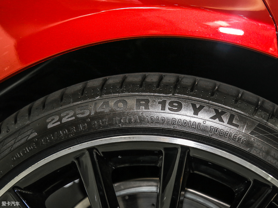 2018YCCoupe C 300 Iҹ؄e