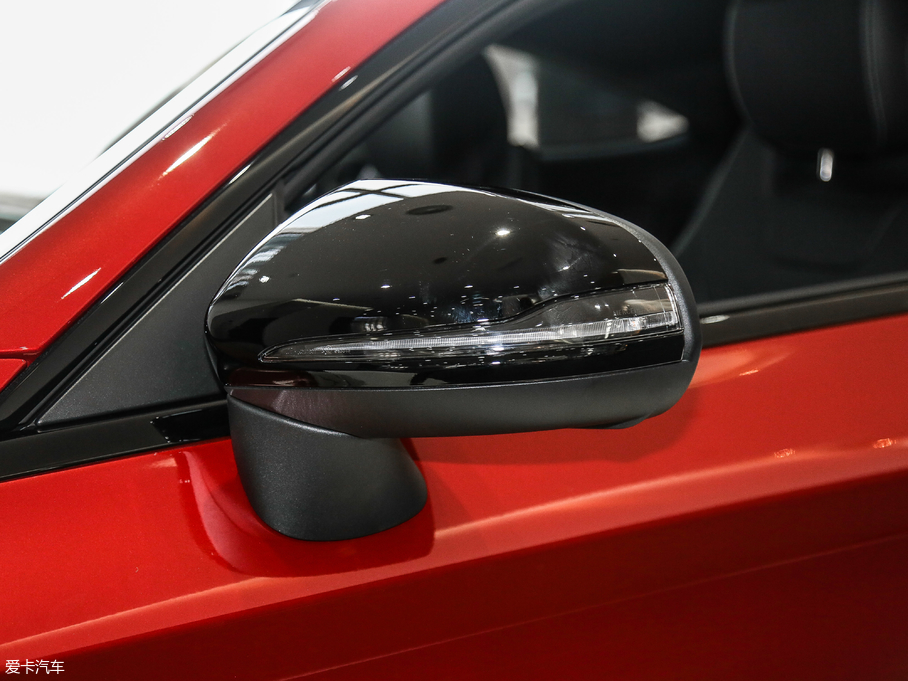 2018YCCoupe C 300 Iҹ؄e