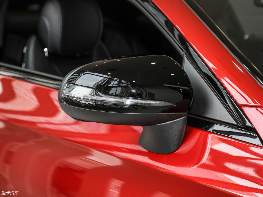 2018YCCoupe C 300 Iҹ؄e