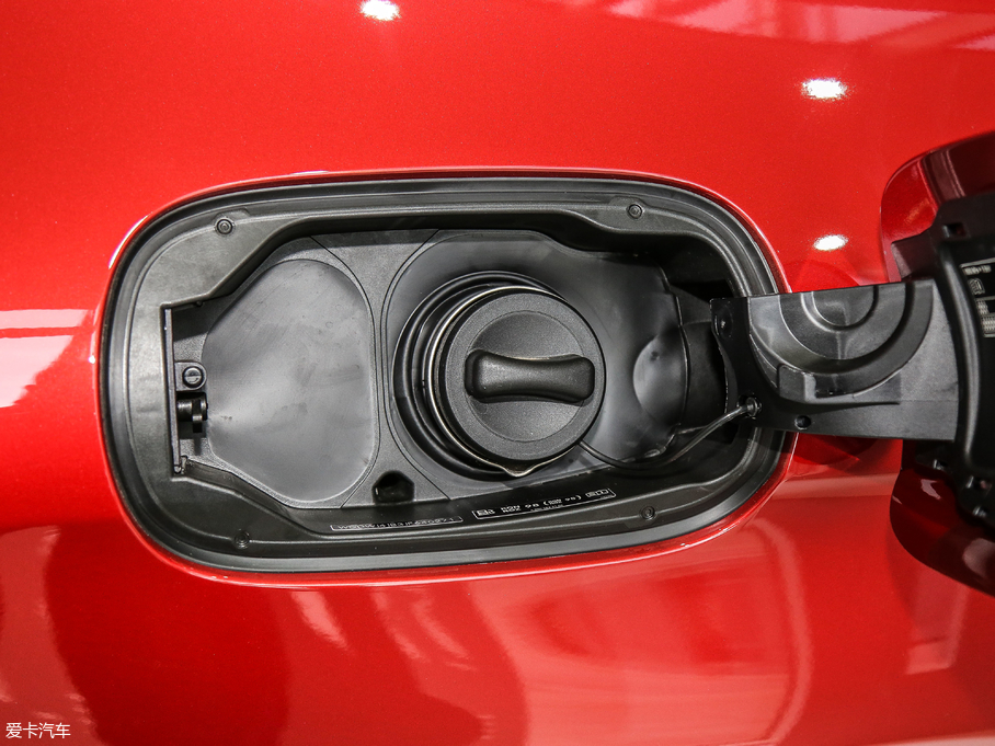 2018YCCoupe C 300 Iҹ؄e