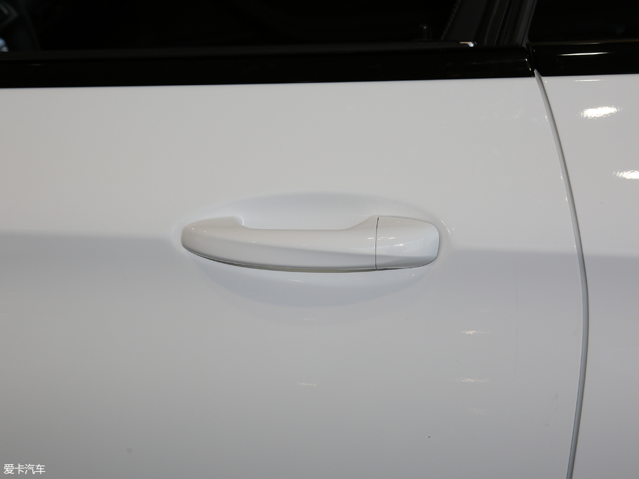 2018YCCoupe C 200 I܇