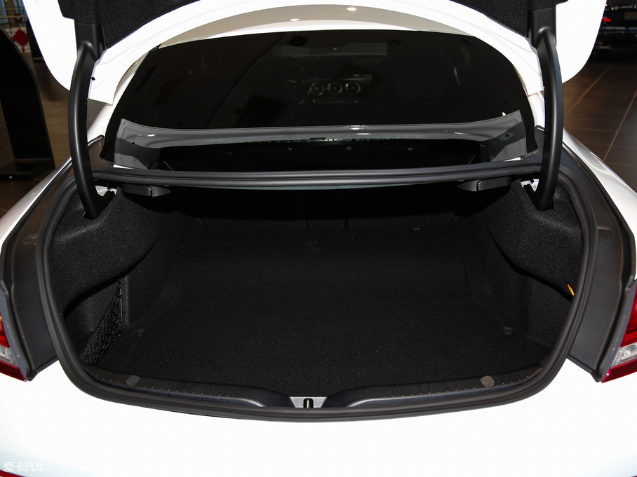 2018YC(j)Coupe C 200 I܇