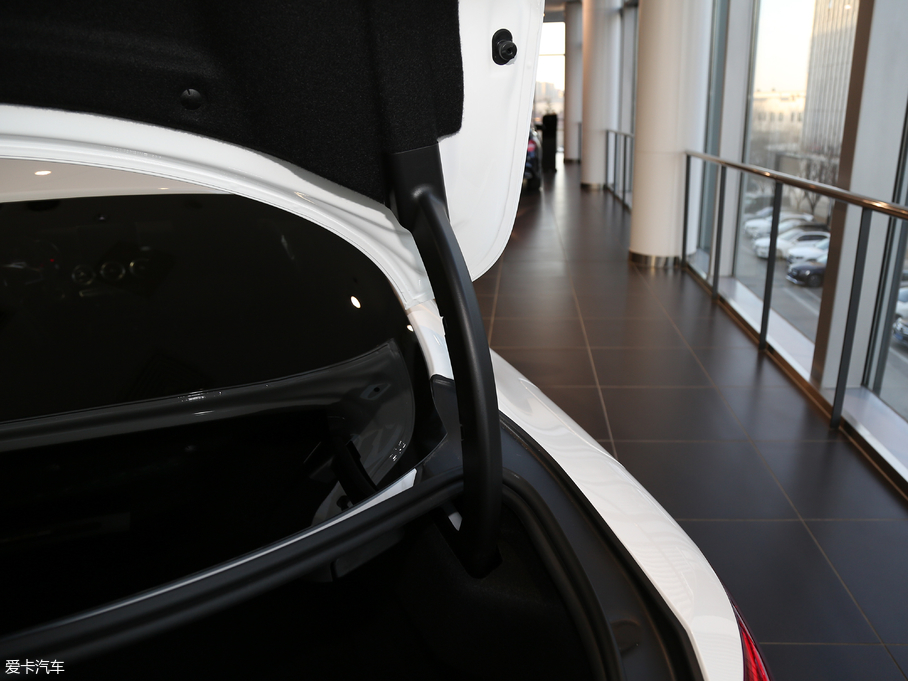 2018YCCoupe C 200 I܇