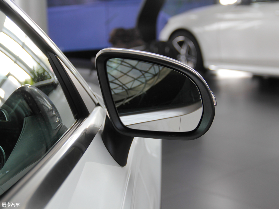 2018YCCoupe C 200 4MATIC I܇