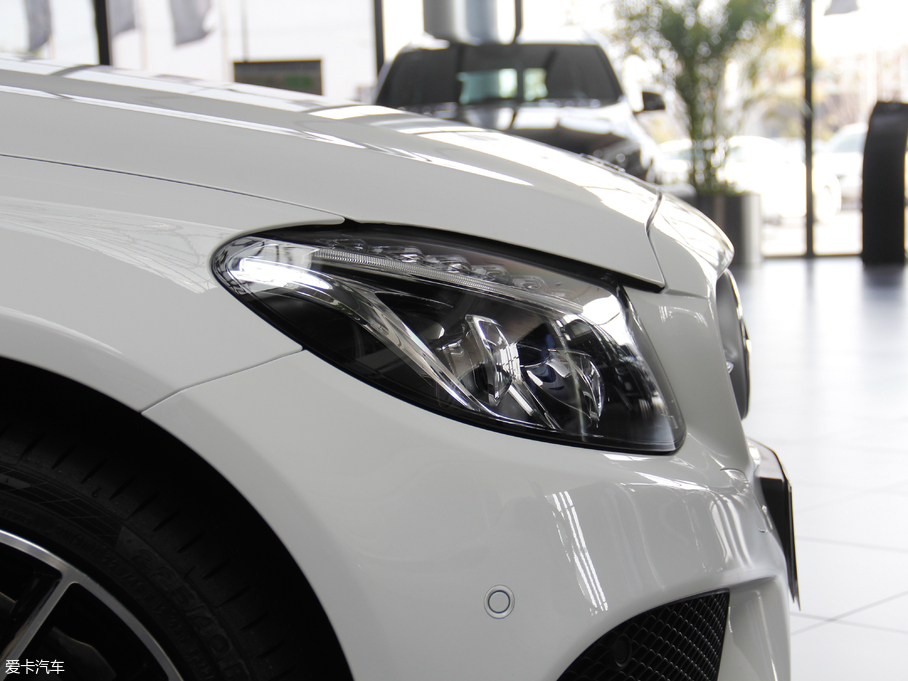 2018YCCoupe C 200 4MATIC I܇