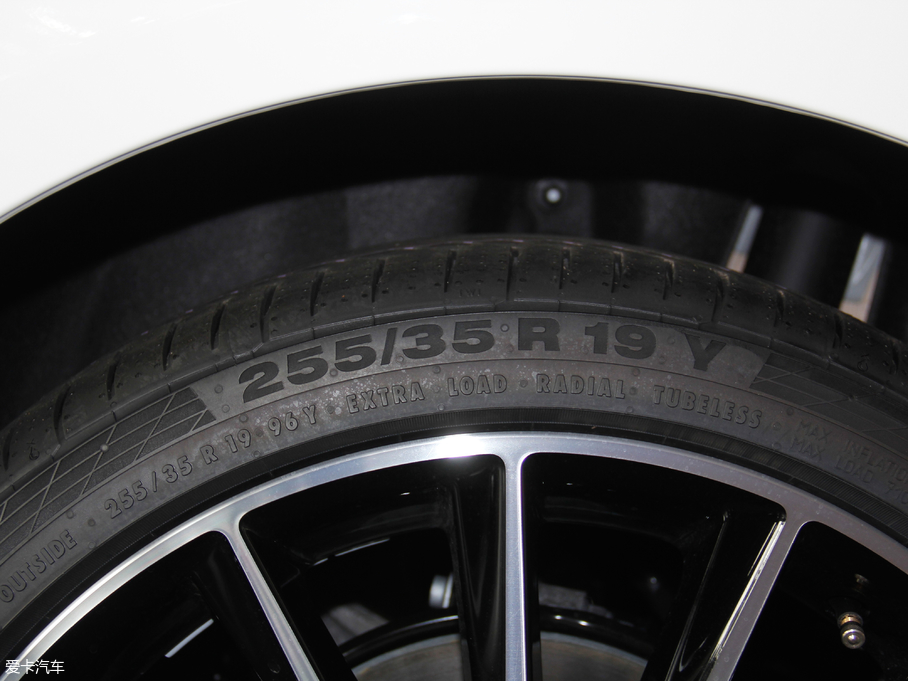 2018YCCoupe C 200 4MATIC I܇