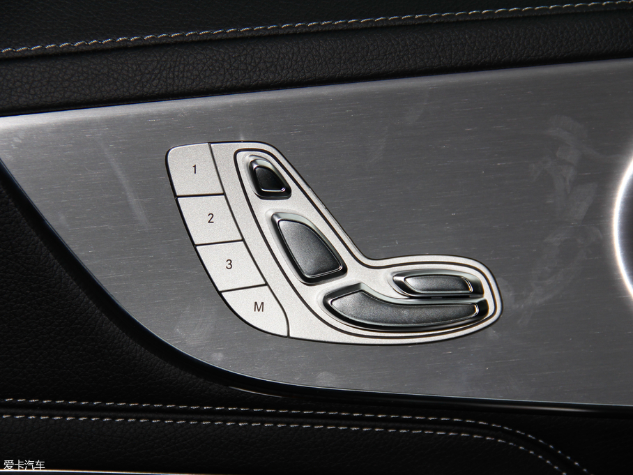 2018YCCoupe C 200 4MATIC I܇