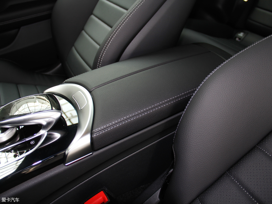 2018YCCoupe C 200 4MATIC I܇