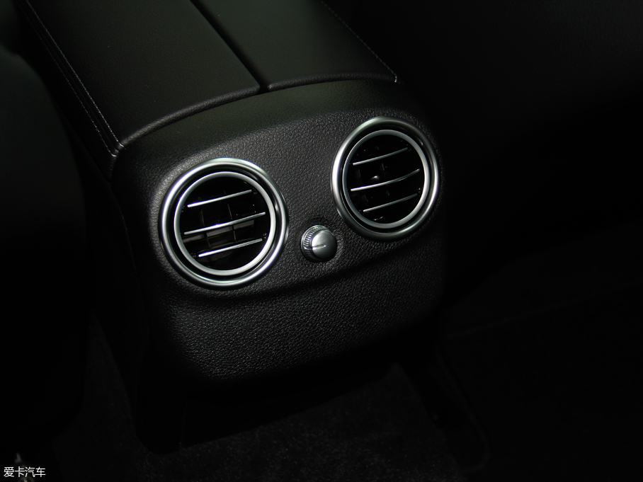 2018YCCoupe C 200 4MATIC I܇